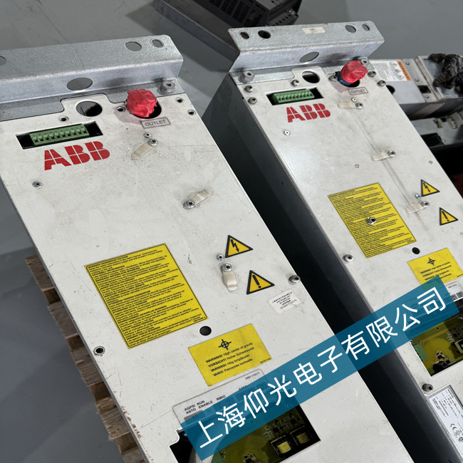 蘇州各行ABB變頻器ACS800報7121通常表示電機(jī)發(fā)生了堵轉(zhuǎn)故障急需維修