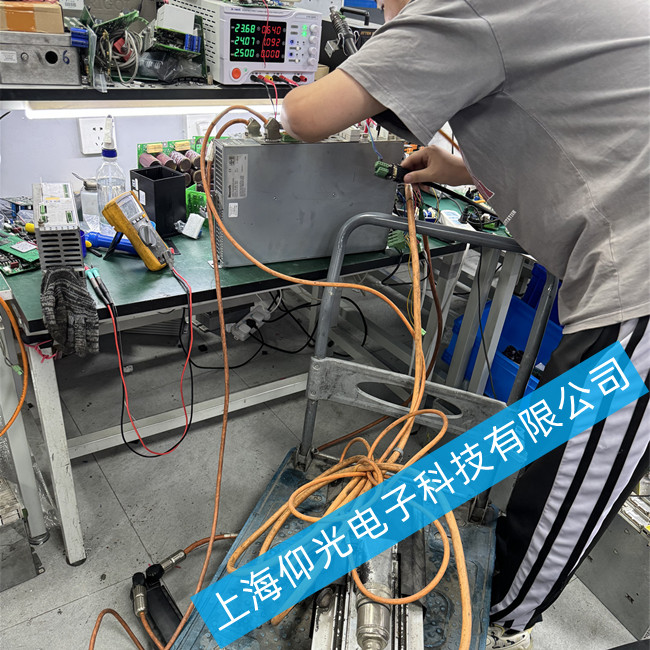 力士樂(lè)DKC系列伺服驅(qū)動(dòng)器開(kāi)機(jī)報(bào)警F219故障維修方法